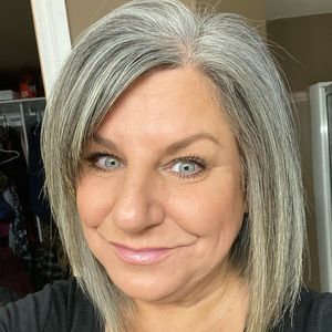 Meet your Posher, Ramona